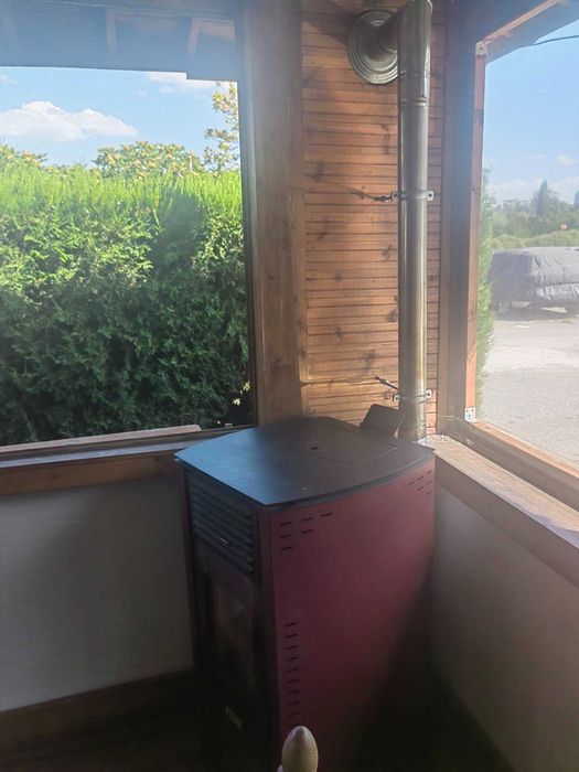 Палетна камина с въздушна риза 12kW