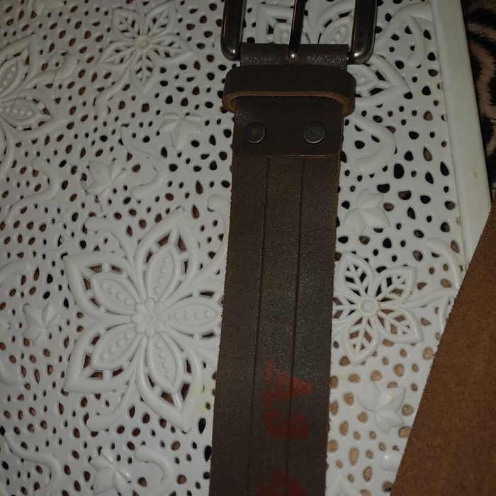 Curea din piele maro noua