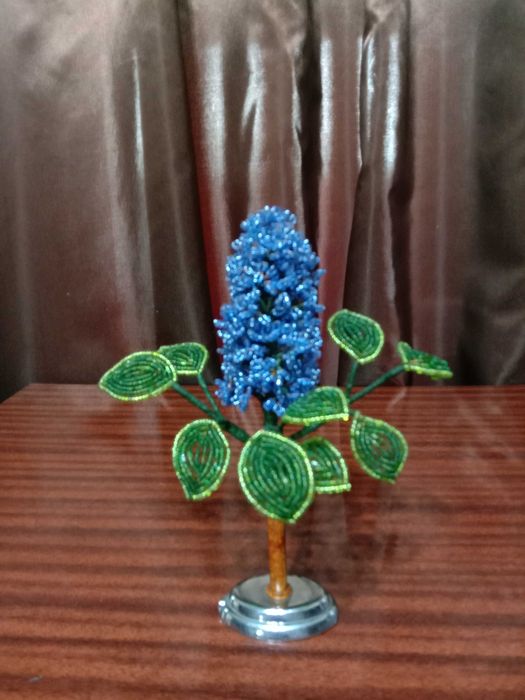 Продам цветы из бисера