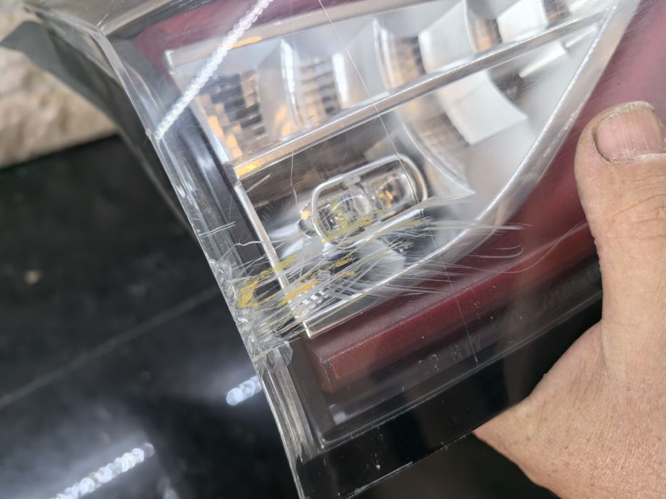 Stop central stop haion mijloc Ford edge