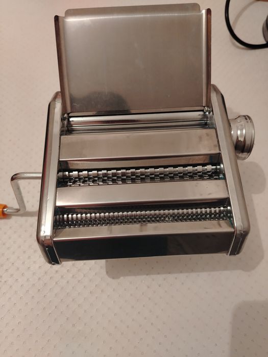 Продам лапша резку, ручную