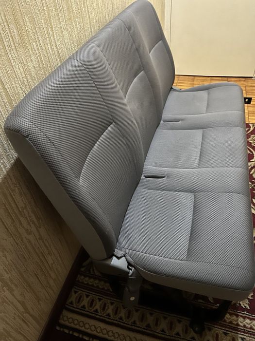 сиденья на Toyota Hiace