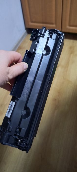 Продам картридж на принтер