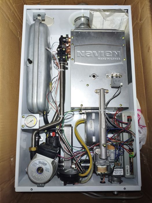 Газовый котёл Navien