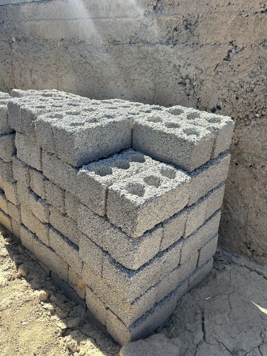 СРОЧНО продам шлакоблоки