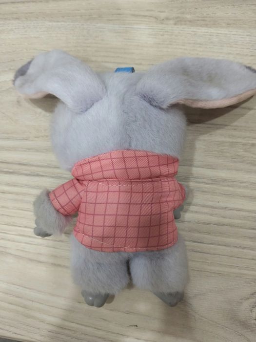 Фигурки и игрушки