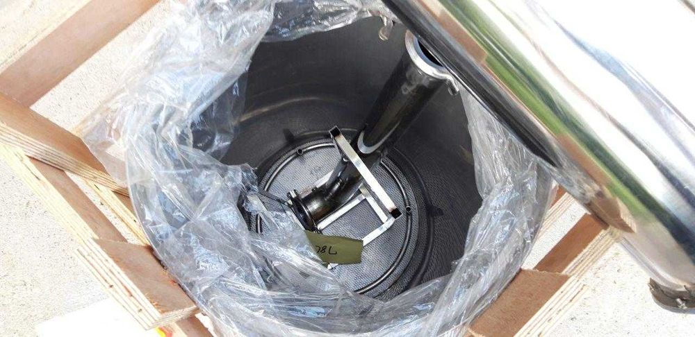 Дистиллятор продаётся  новый