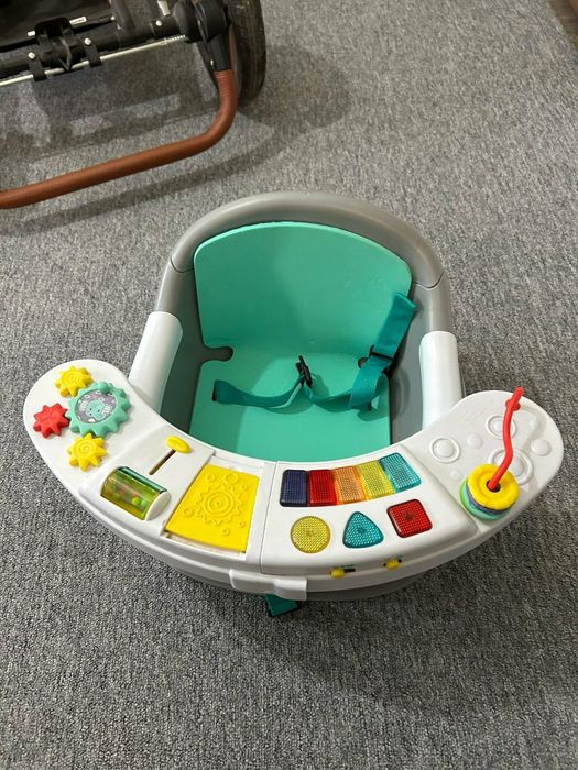 Scaunel Infantino 3 in 1 cu muzica si lumini