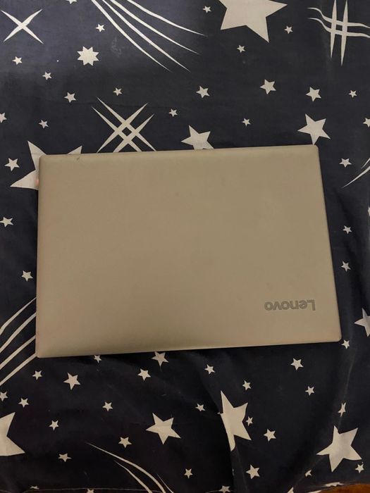 Lenovo IdeaPad cu incarcator si racitor