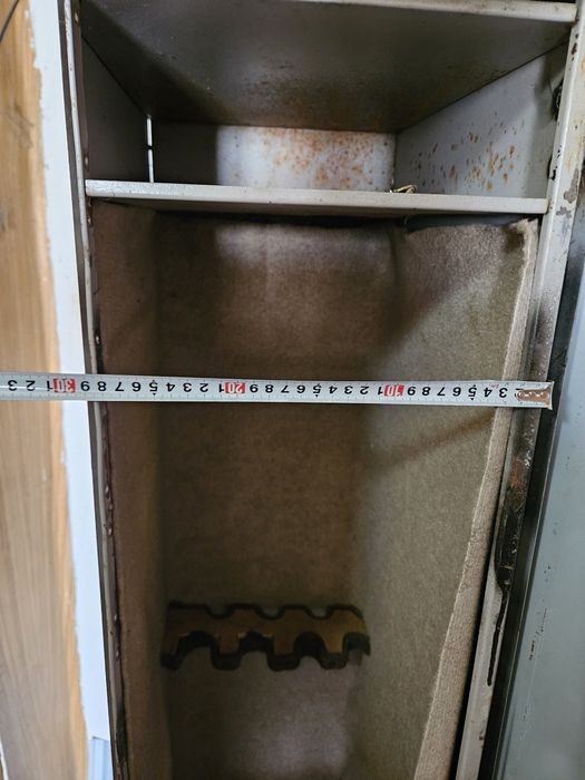 Каса за оръжие метална