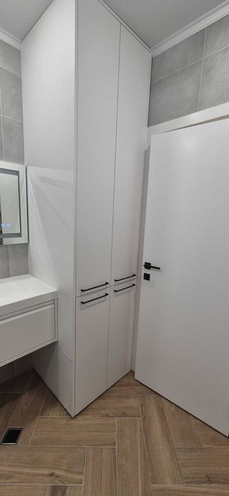 Продава се Тристаен апартамент в Варна, Възраждане 1 - 105 кв.м за 2085 €/кв.м - Снимка #14