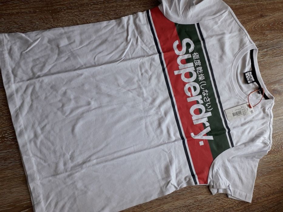 Tricouri XL Superdry