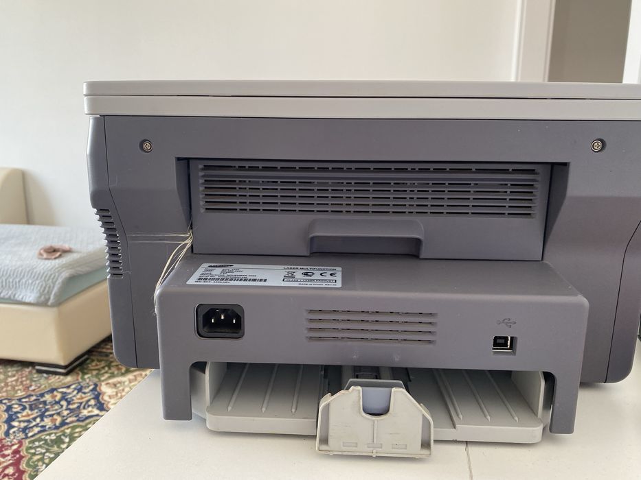 Samsung SCX-4220 (МФУ: принтер / сканер / копир)