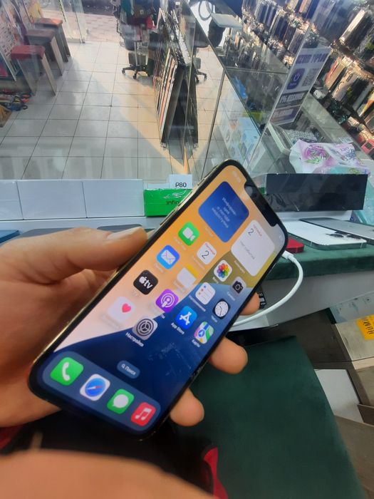 Apple iPhone 12 pro gold ideal