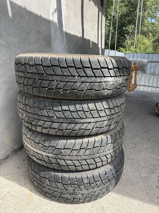 Продам авто шины r 16