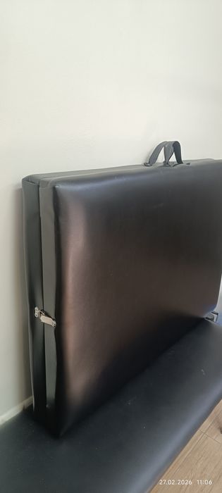 Продается кушетка