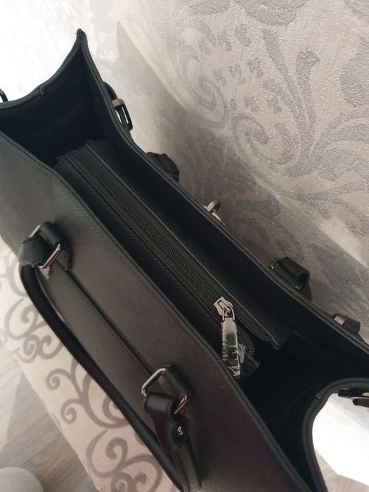 Geanta neagră Conbipel