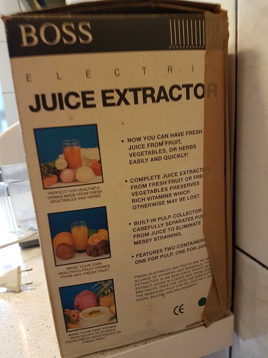 Vind storcator de fructe Boss în Oradea. Preț 50 lei