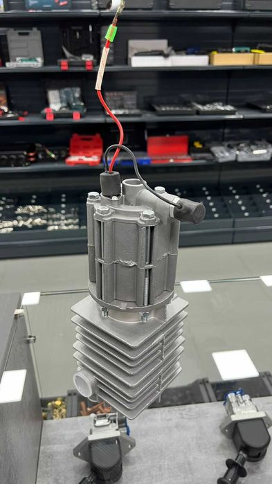 Запчасти на HOWO, SHACMAN