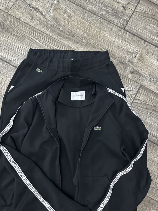 Спортивный костюм