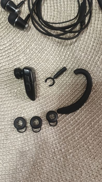 Продам новые наушники