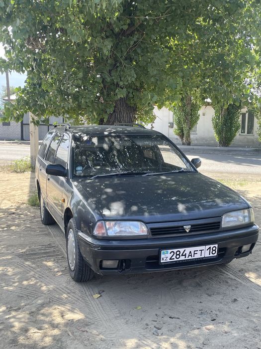 Nissan Avenir, 1991