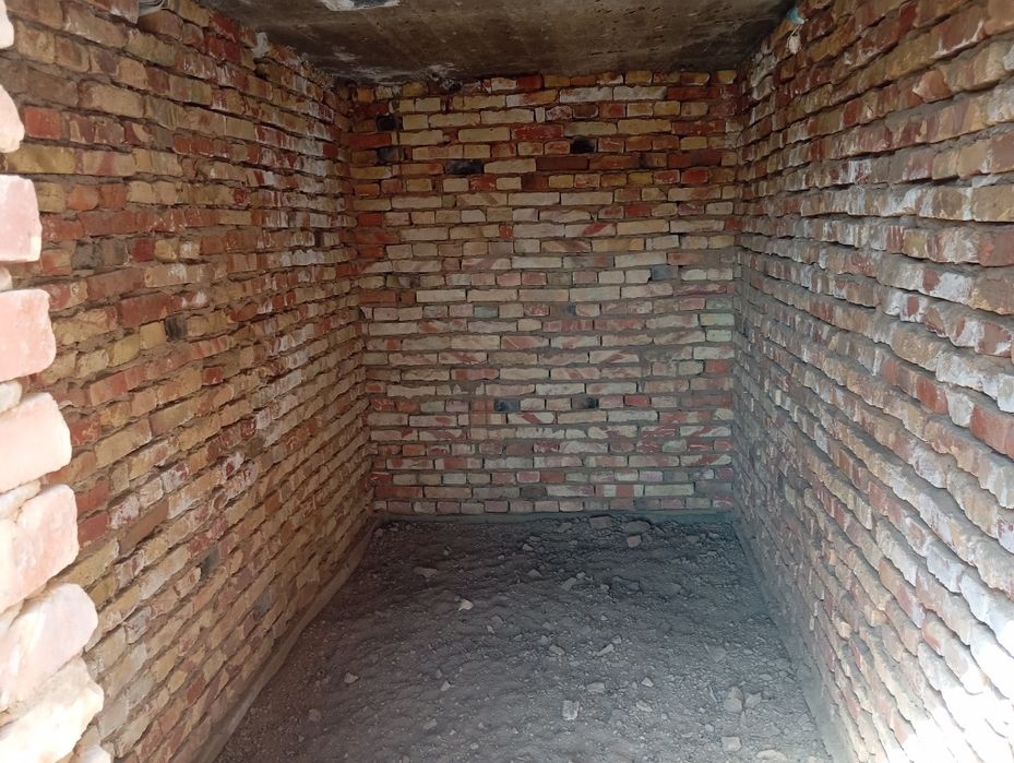 Кулай нархда участка сотилади