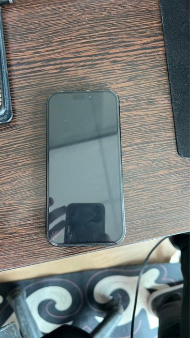 Айфон 15 про в отличном состояний