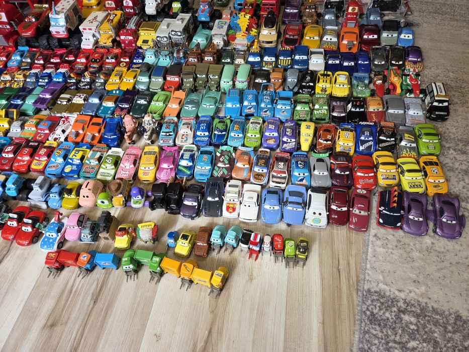 Masinute disney cars metalice