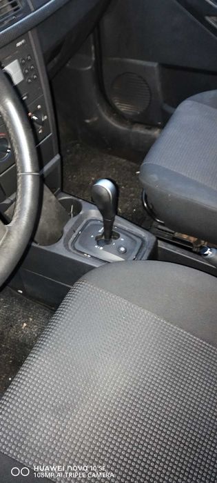 Opel Meriva 1,6i      На Части