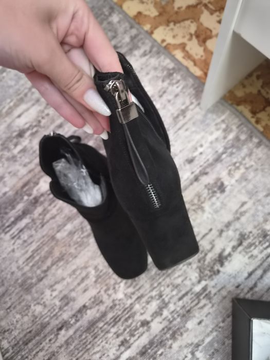 Продам осенние сапоги