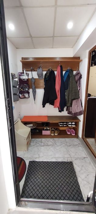 Ще отдам апартамент под наем Колхозен Пазар