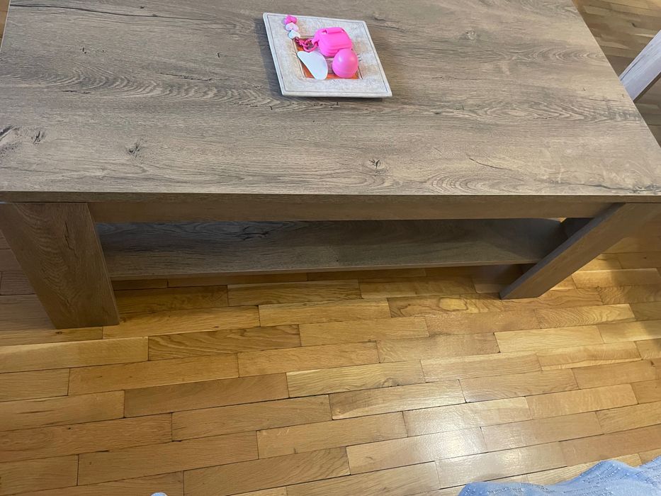 Холна маса jysk ползвана за кратко