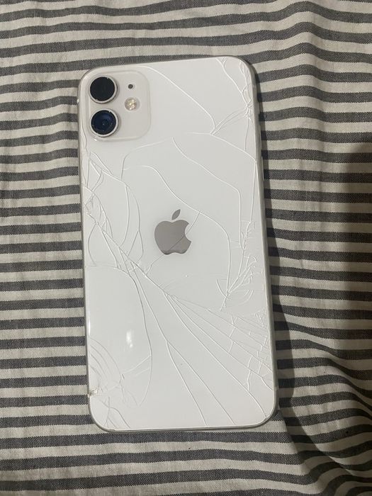 Iphone 11 белый 64gb