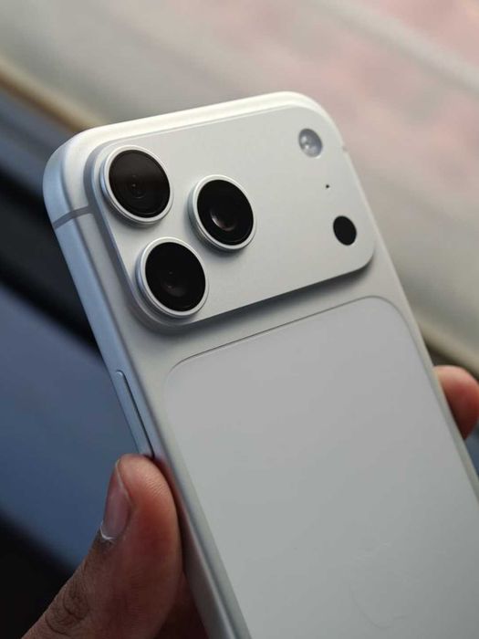 iPhone 17 Pro Max smartfon maxsuloti