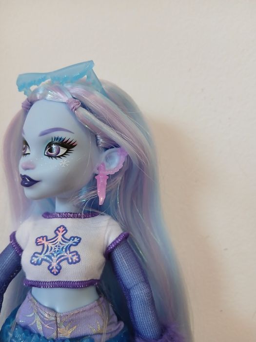 Кукла Monster high Abbey Bominable