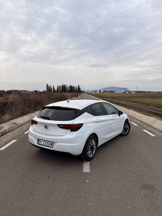 Opel Astra 1.5 2021