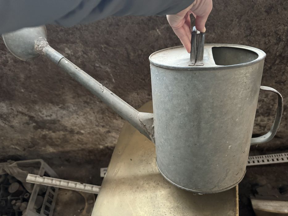 Лейка садовая советская