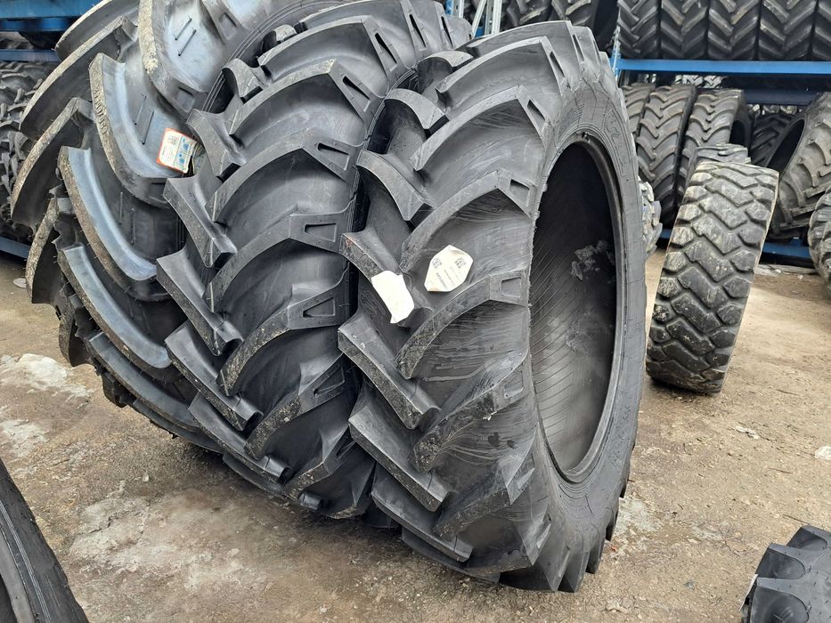 Cauciucuri noi 16.9-38 marca OZKA cu 14 pliuri anvelope pentru TRACTOR