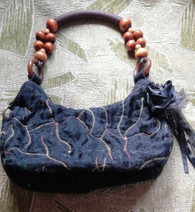 Малка дамска чанта