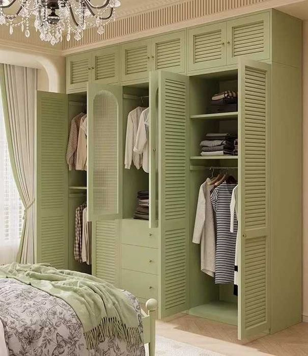 Garderobga shkaf bor spalniga\Гардеробный шкаф для одежды цветной есть