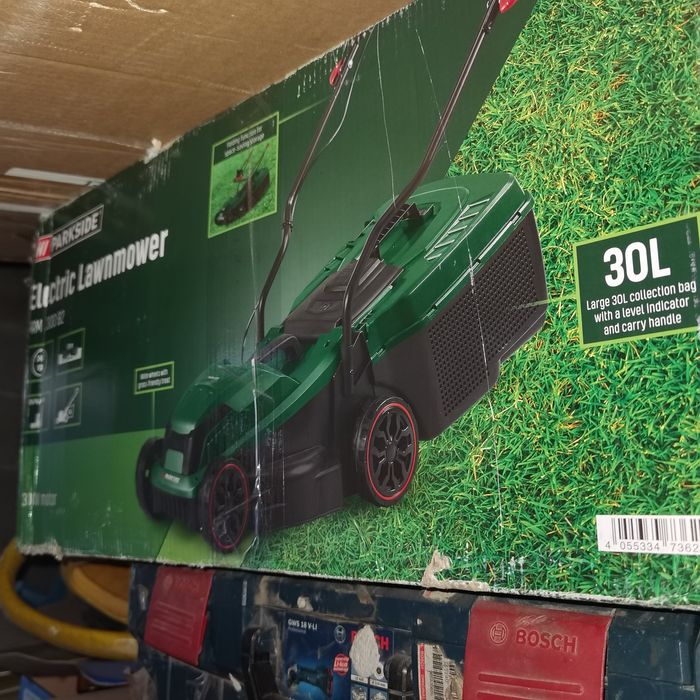 Mașina tuns iarba parkside noua 1300w