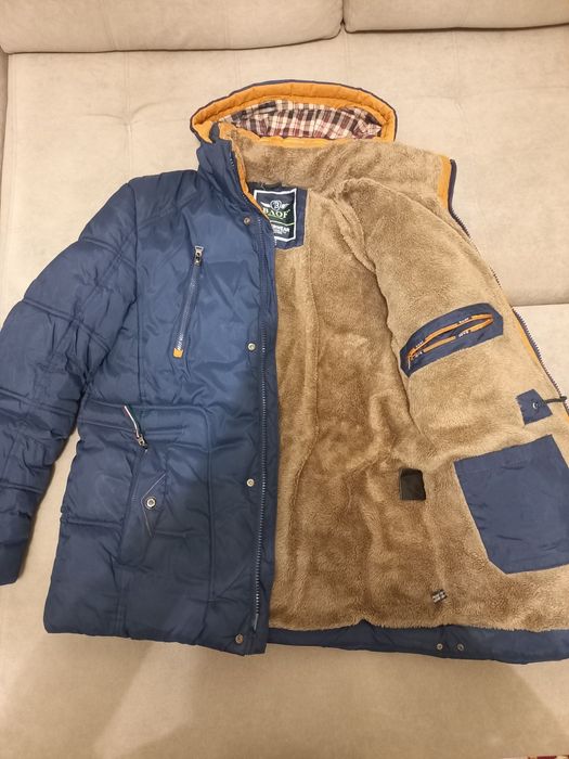 Теплая зимнаяя куртка