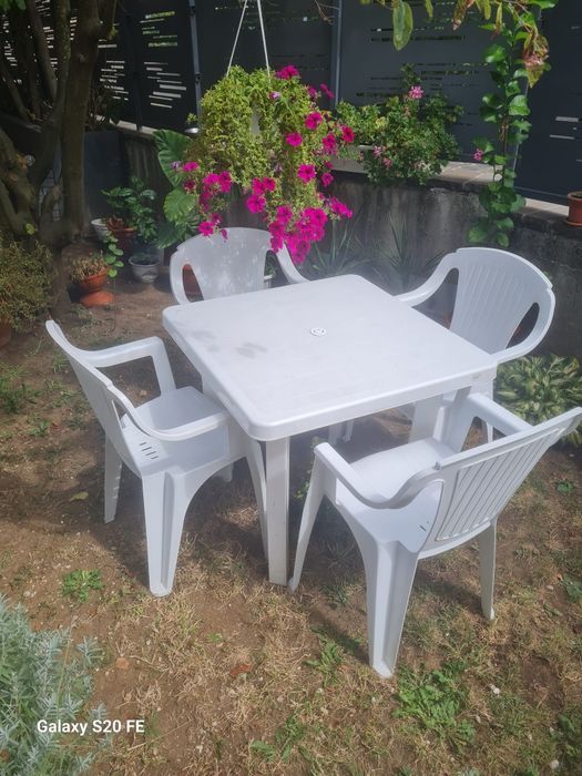 Masa si scaune gradina