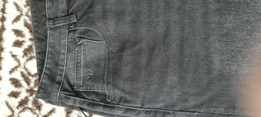 Blugi Armani Exchange