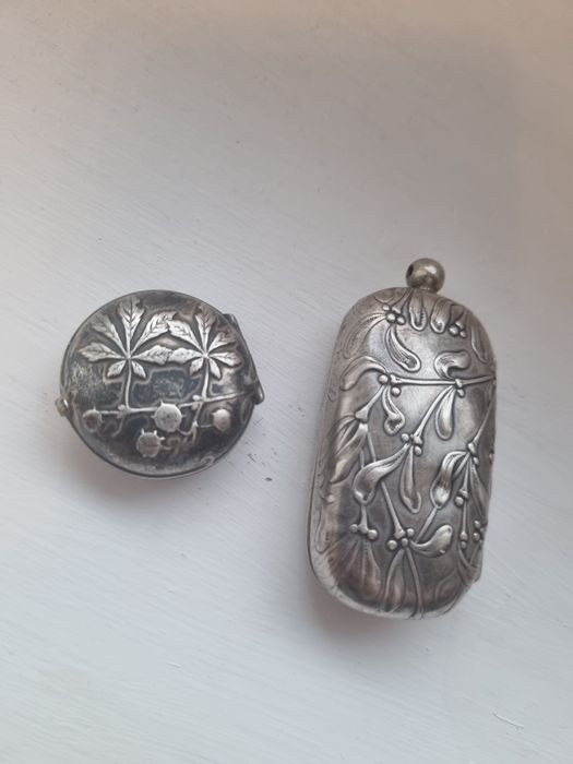 Port-monede argint art-Nouveau