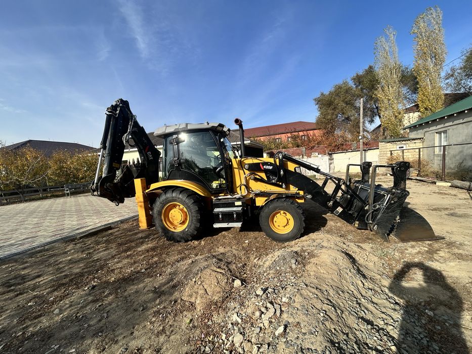 Эксковатор погрузчик сдается в Аренду!