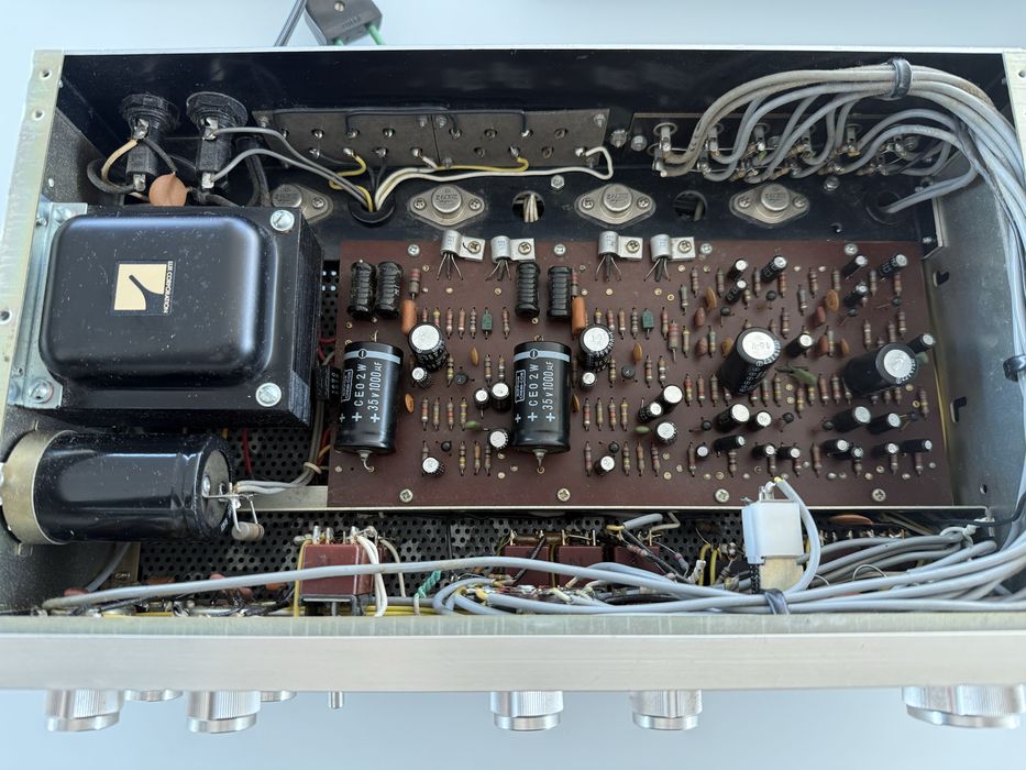 Luxman SQ-707 стерео усилвател