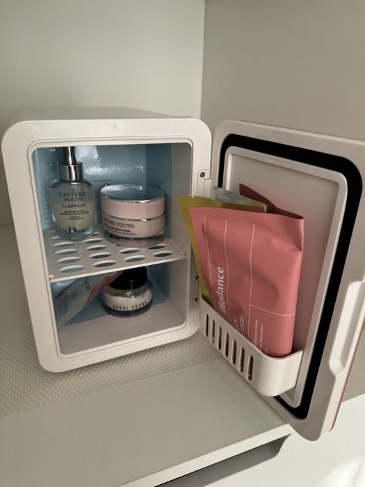 Холодильник для косметики