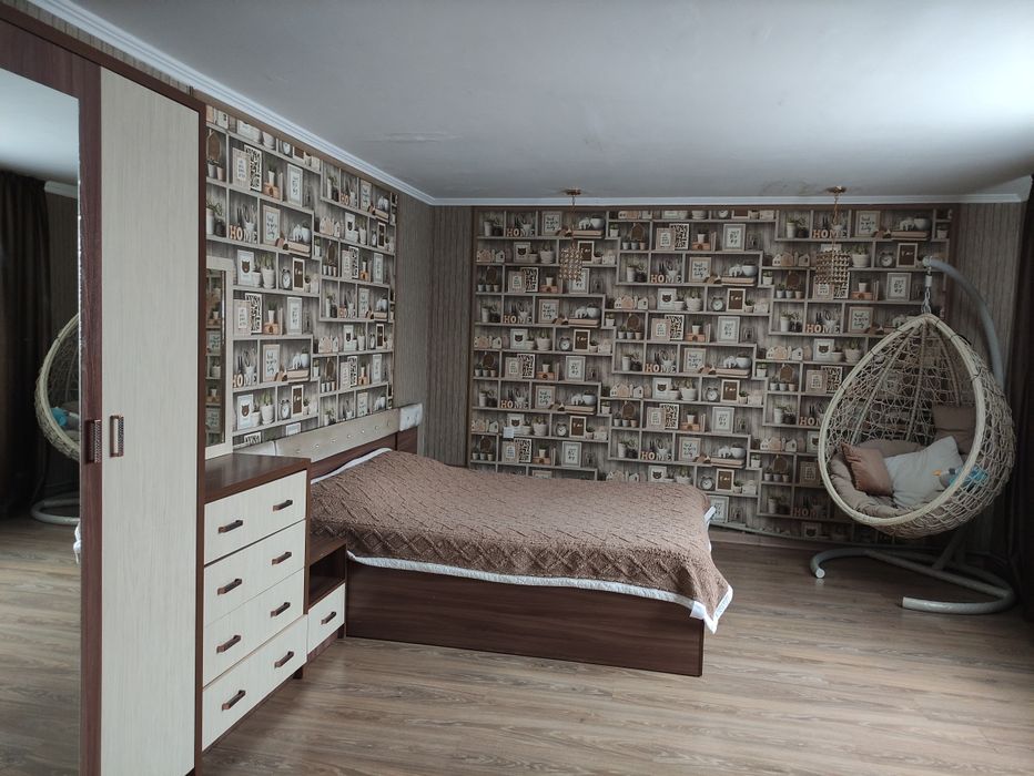 Продам уютный дом с видом на горы.